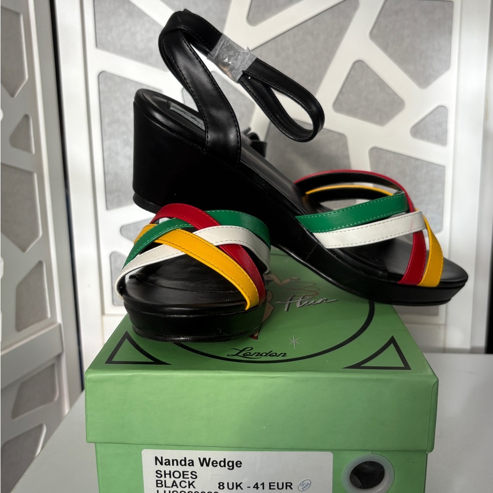 NIB Lulu Hun Retro 40s Ankle Strap Black Wedge Sandals